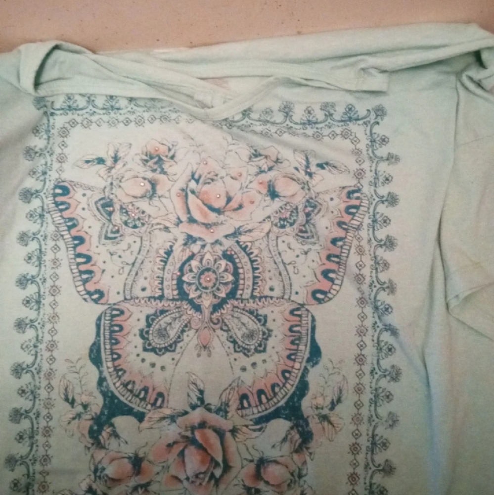 Women's t-shirt